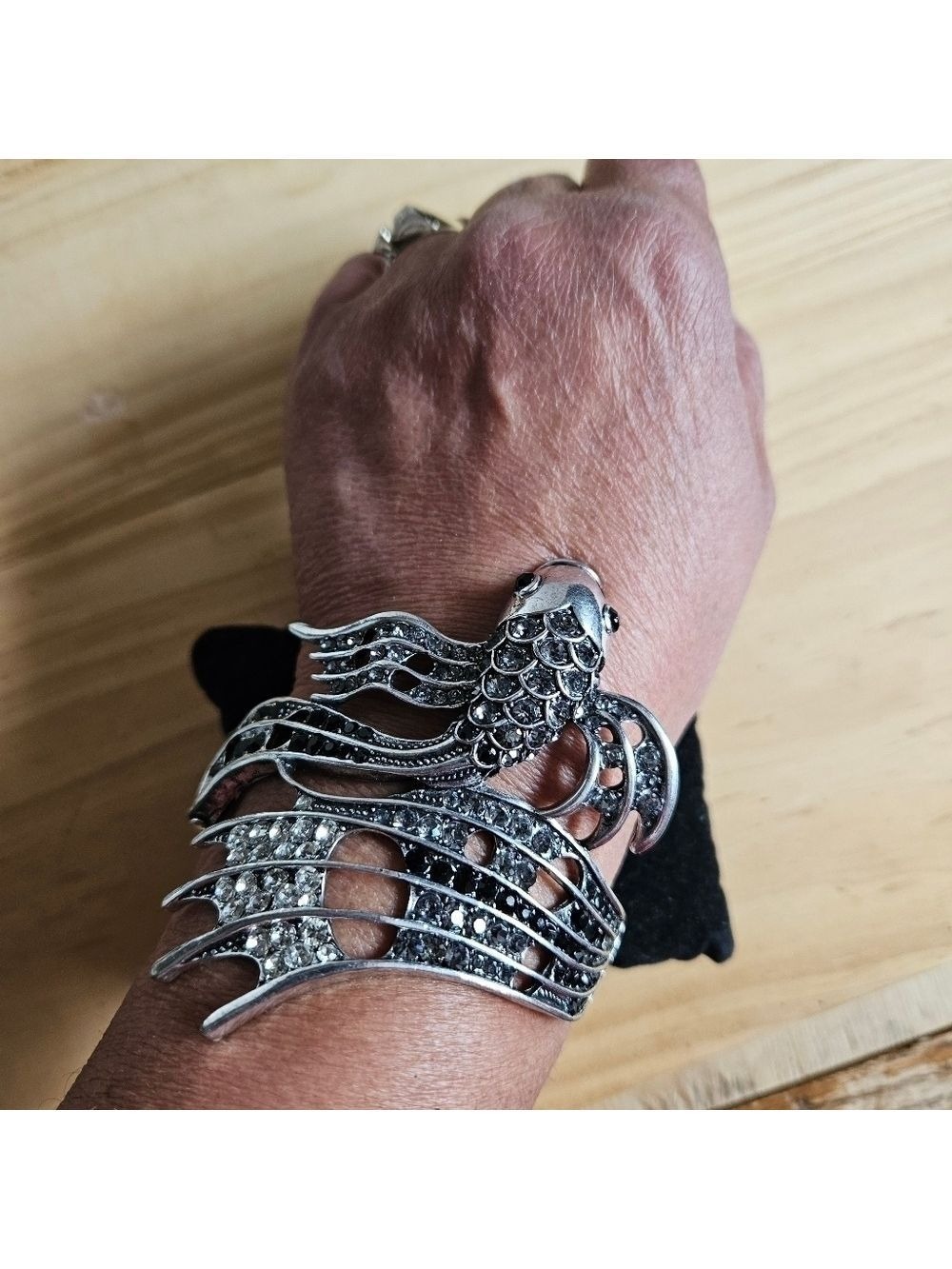 SDEZ Silver-tone and Black Crystal Angel Fish Hinge Bracelet